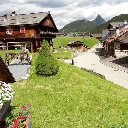 Schlossar Haus * 사파다