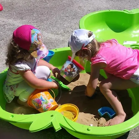 아파트 Schlossar Haus 사파다